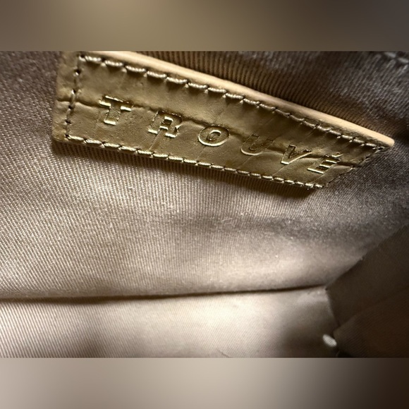 TROUVÉ Faux Croc Shoulder Bag – Beige Structured Purse - Picture 3 of 7